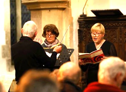 Leslie and Ellie sing So Thou liftest