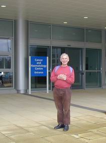 The grand main door of the Churchill radiotherapy Unit