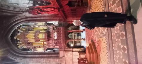 Stephen Watson with the organ at Chester Cathedral