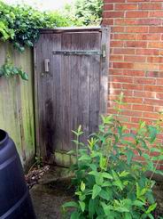 Colin's garden shed for 116